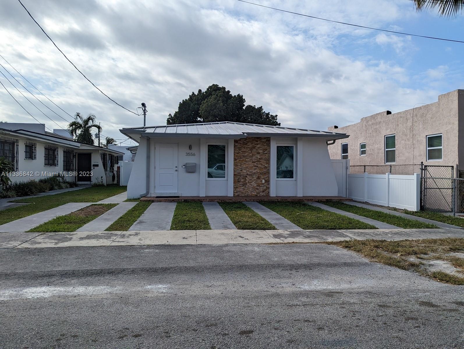 3556 SW 13th Ter Unit: 3556