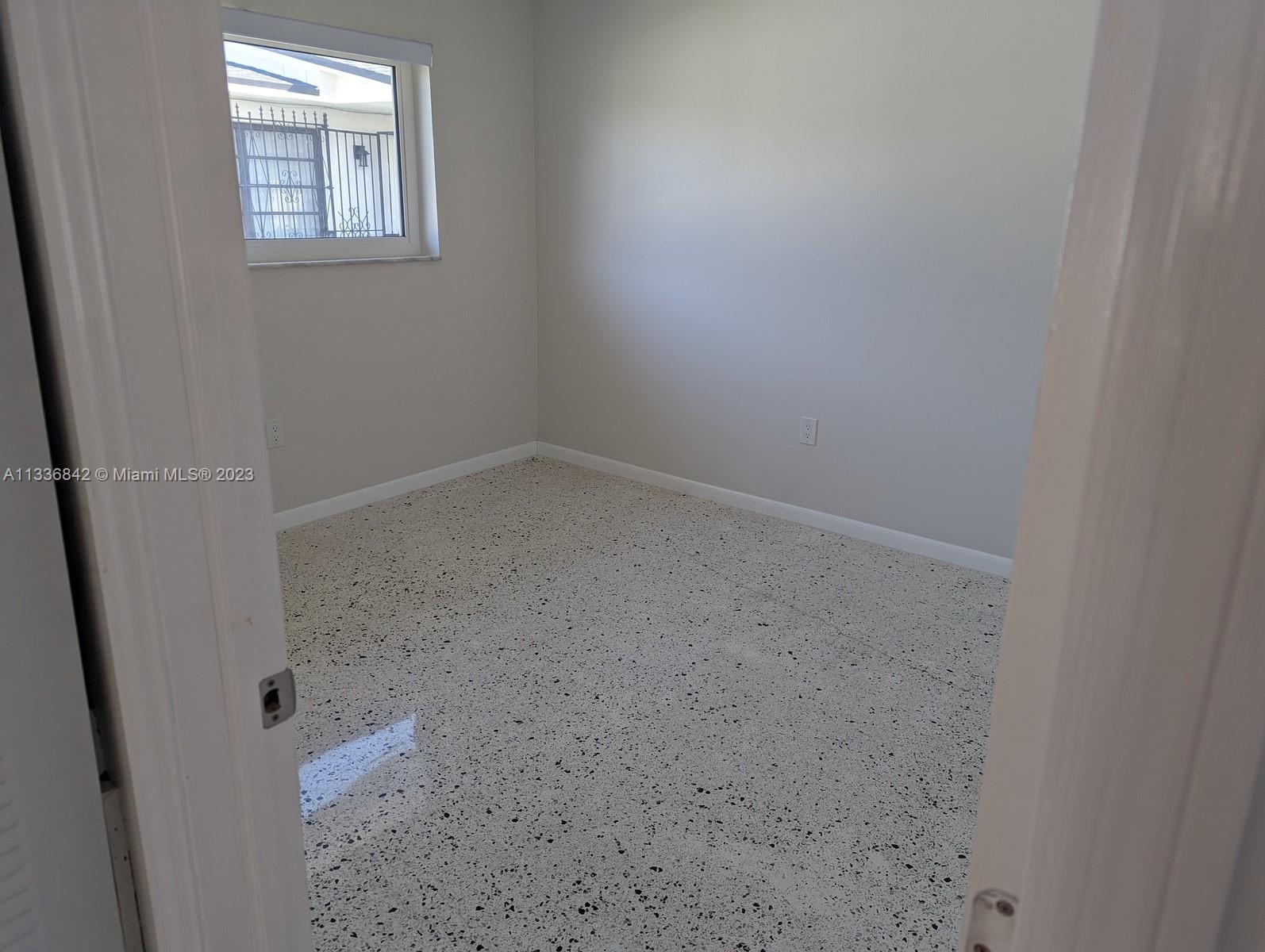 3556 SW 13th Ter Unit: 3556