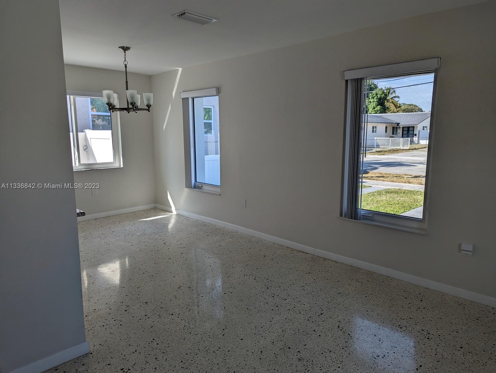 3556 SW 13th Ter Unit: 3556