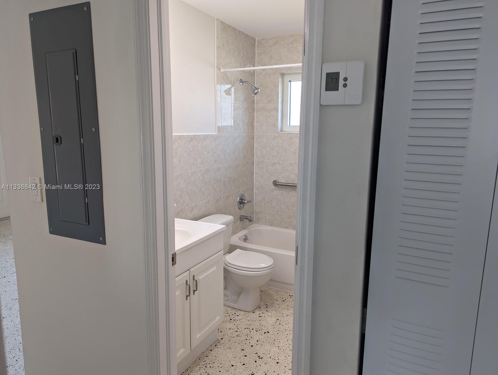 3556 SW 13th Ter Unit: 3556