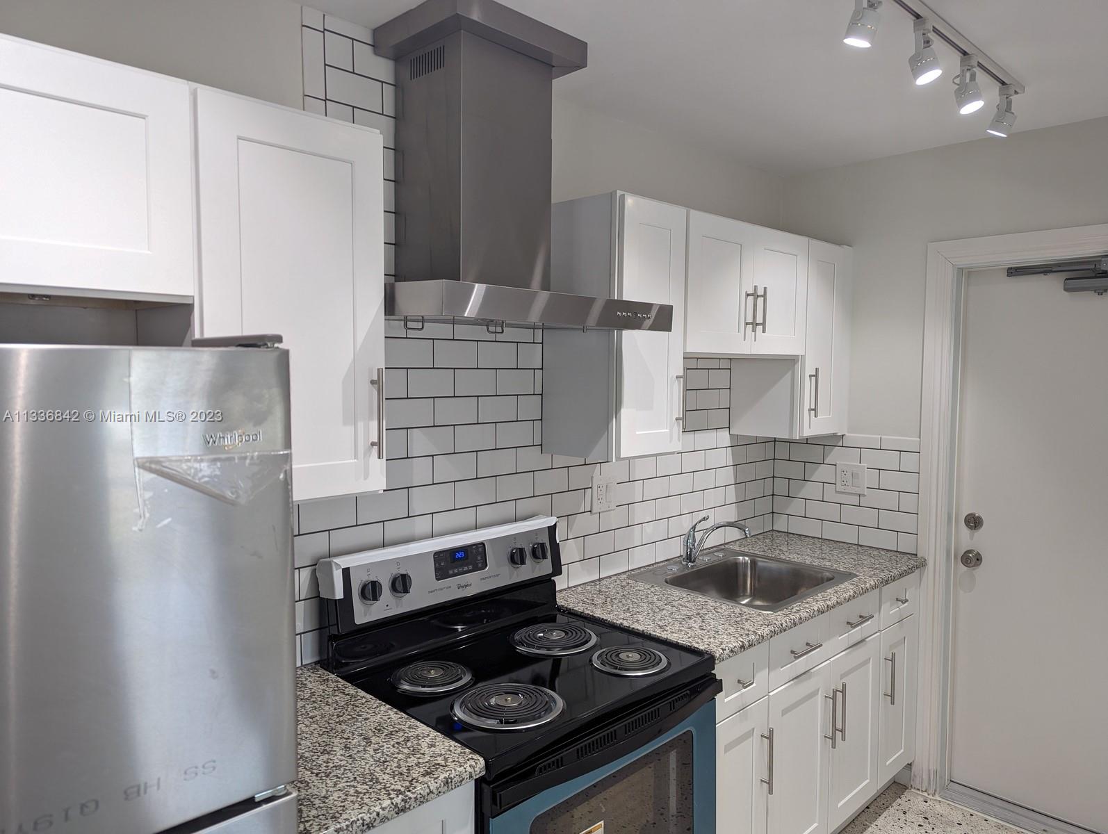 3556 SW 13th Ter Unit: 3556