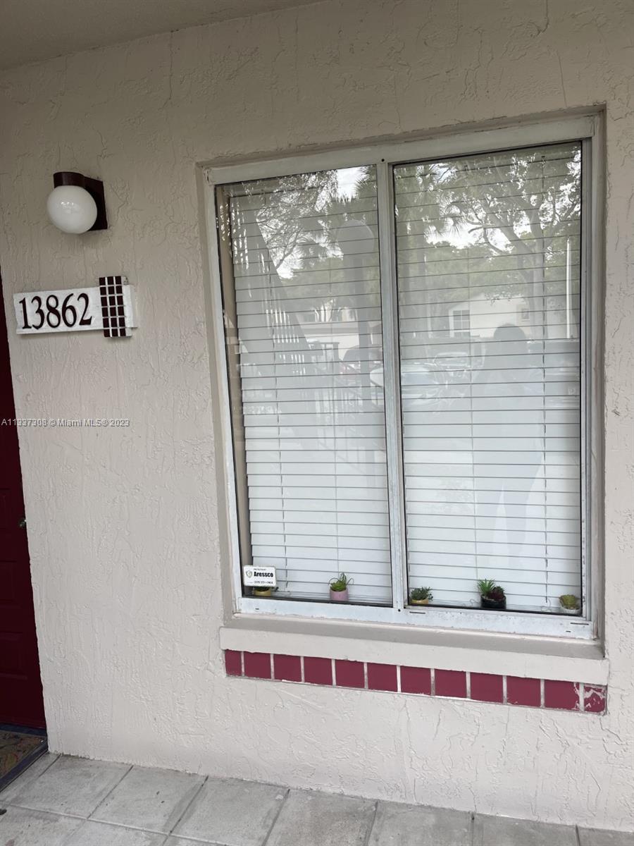 13862 SW 93rd Ln Unit: 13862
