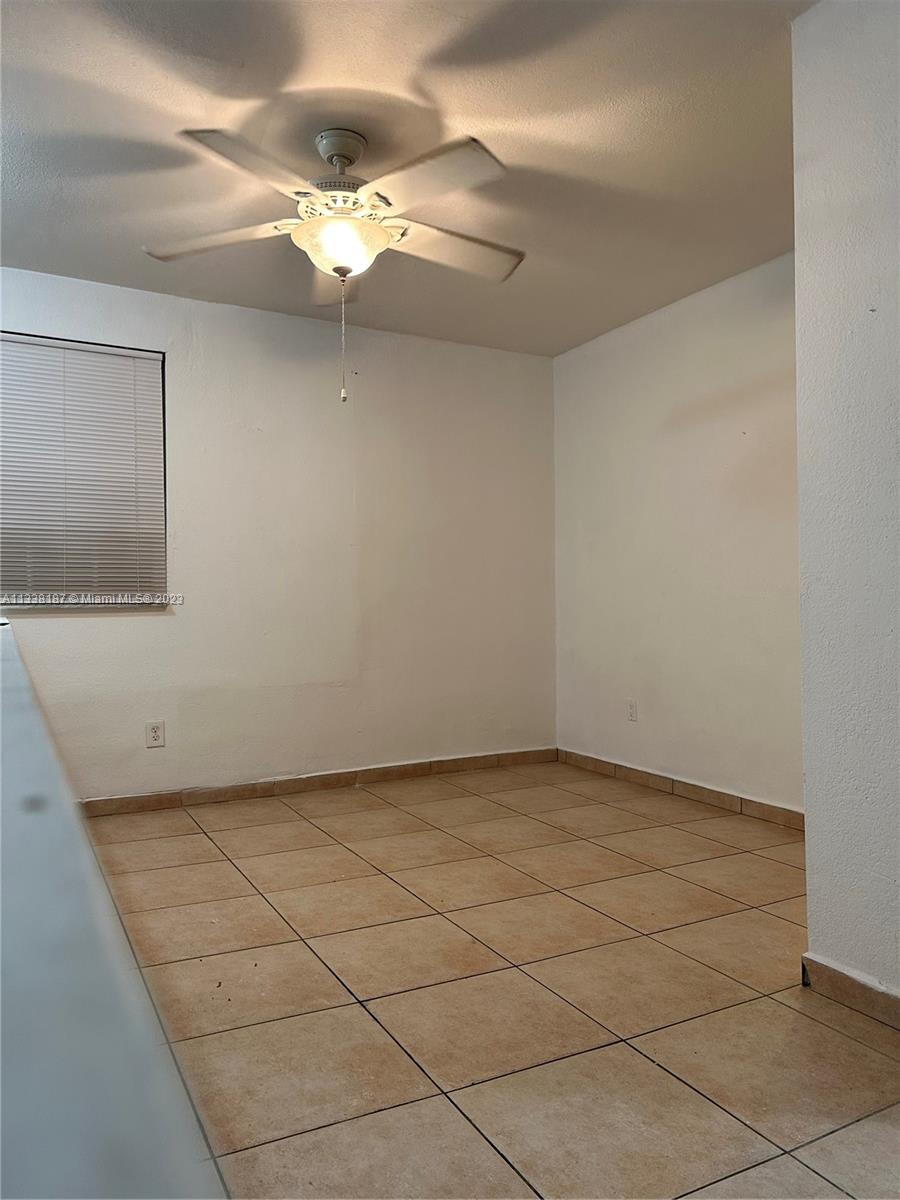 1462 SW 19th Ave Unit: c