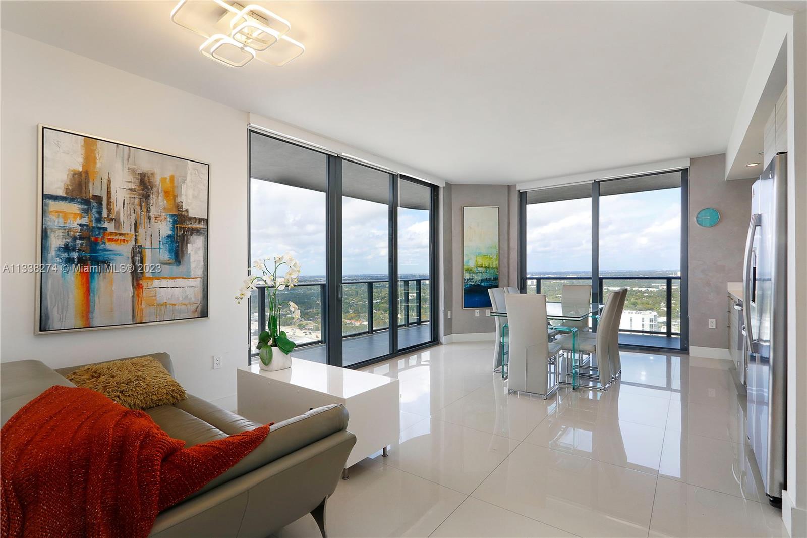 121 NE 34th St Unit: 3016