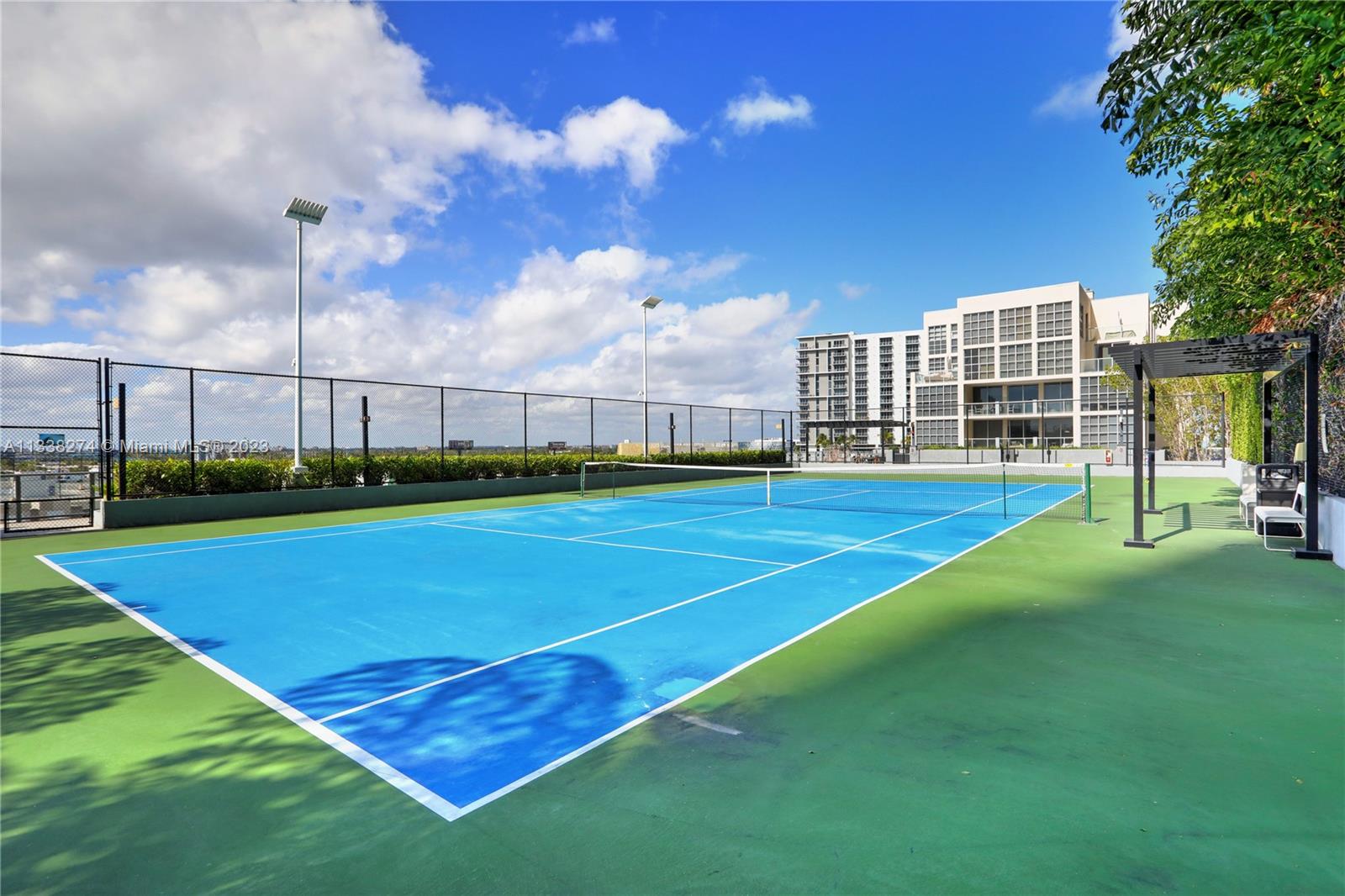 121 NE 34th St Unit: 3016