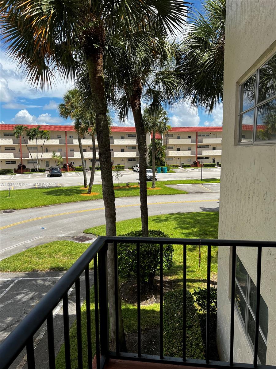 9720 S Hollybrook Lake Dr Unit: 210
