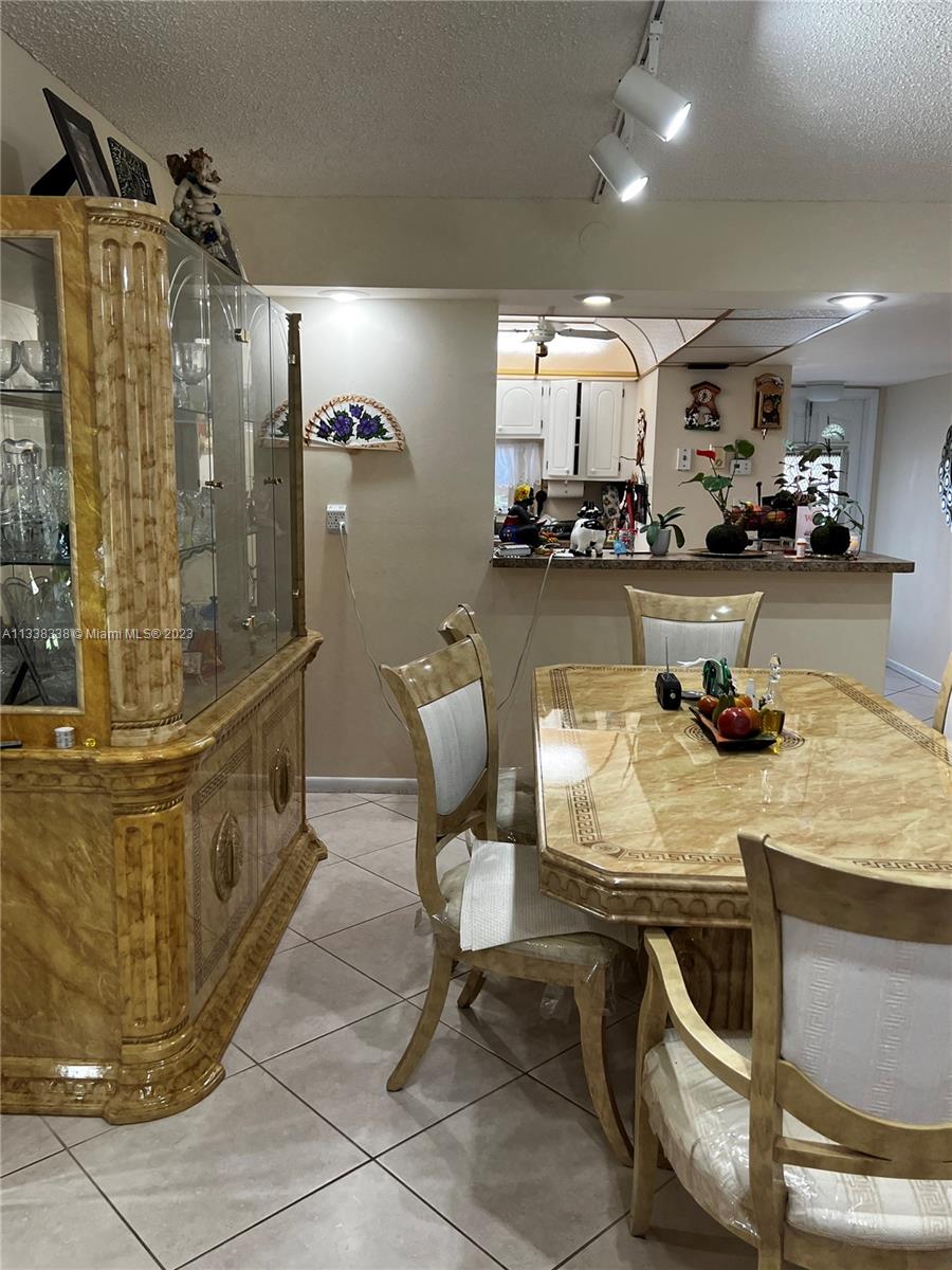 9720 S Hollybrook Lake Dr Unit: 210