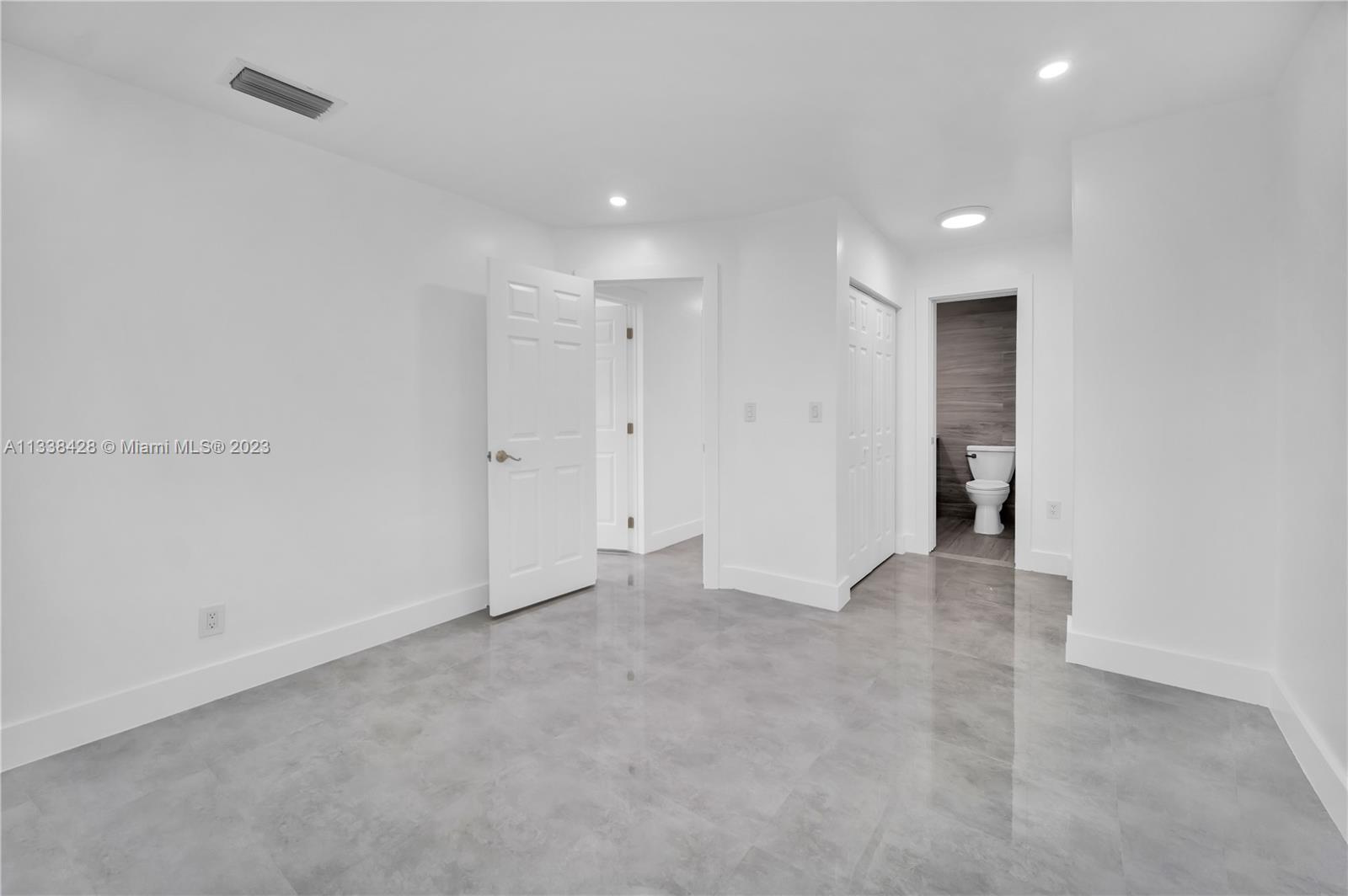 8101 SW 14th Ter Unit: 0