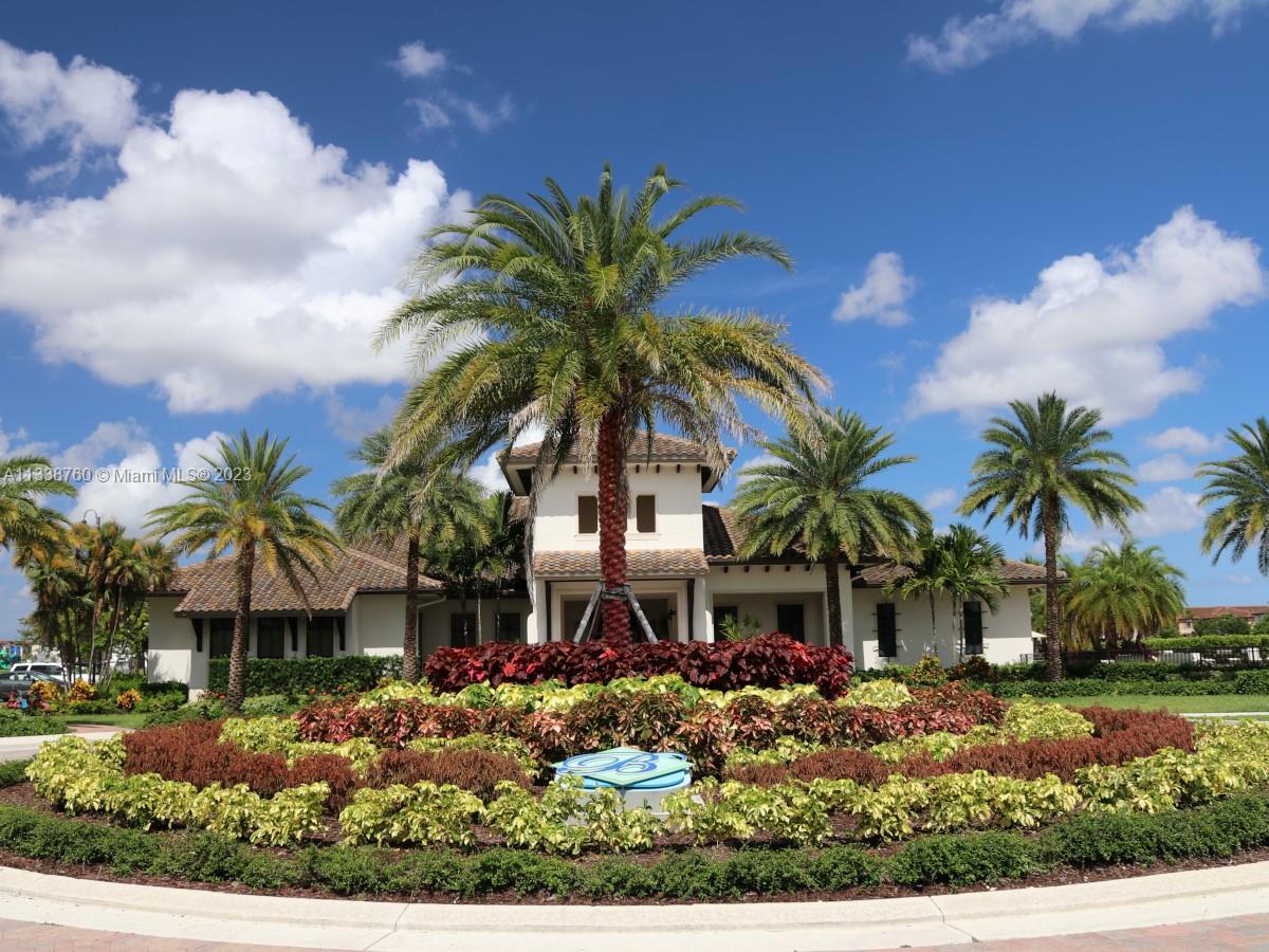 9271 W 32nd Ln Unit: 9271