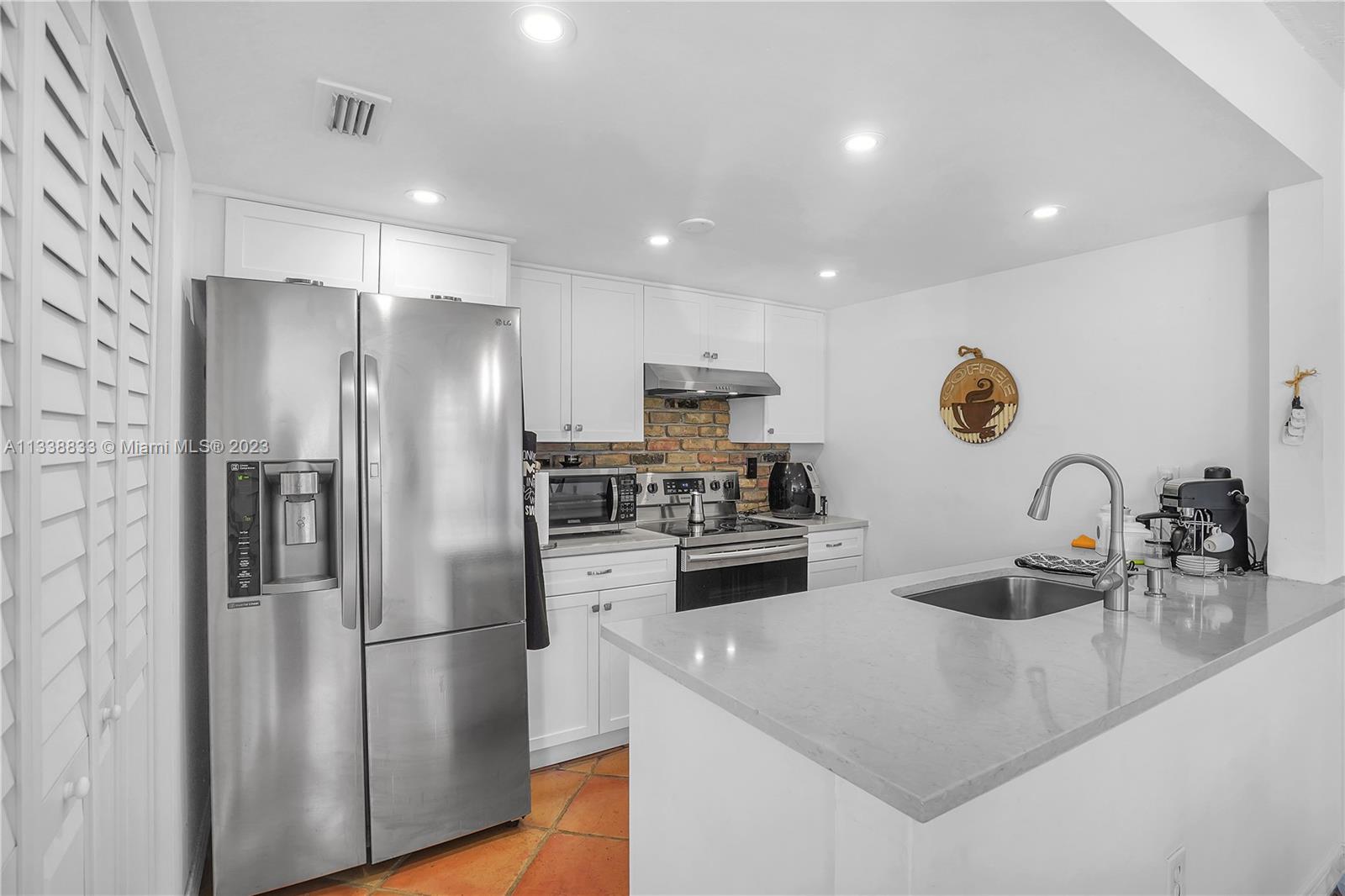 4510 SW 68th Ct Cir Unit: 17-4