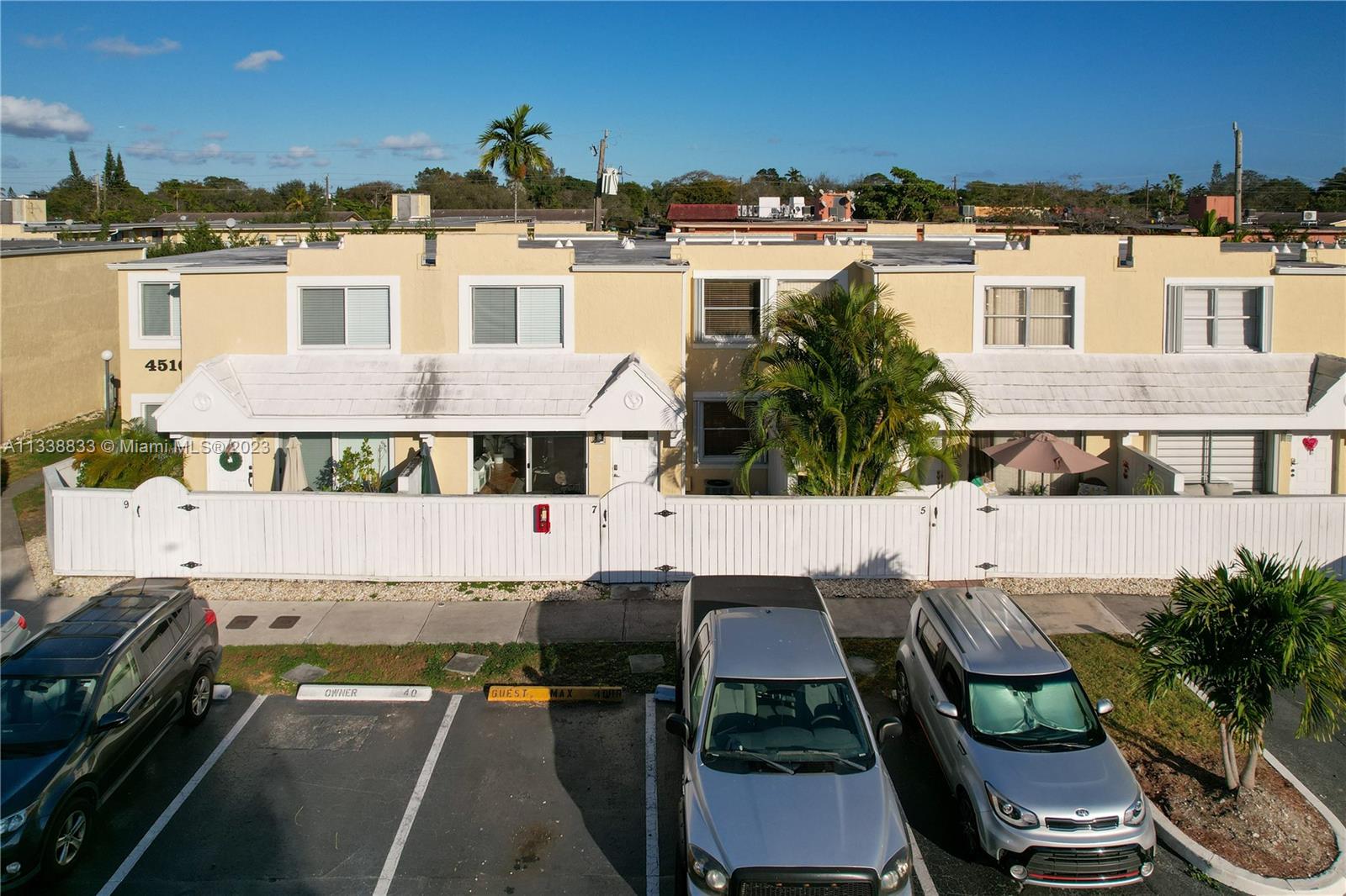 4510 SW 68th Ct Cir Unit: 17-4