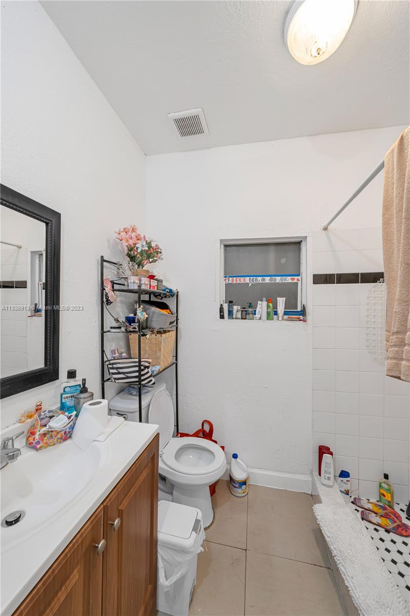 528 SW 14th Ave