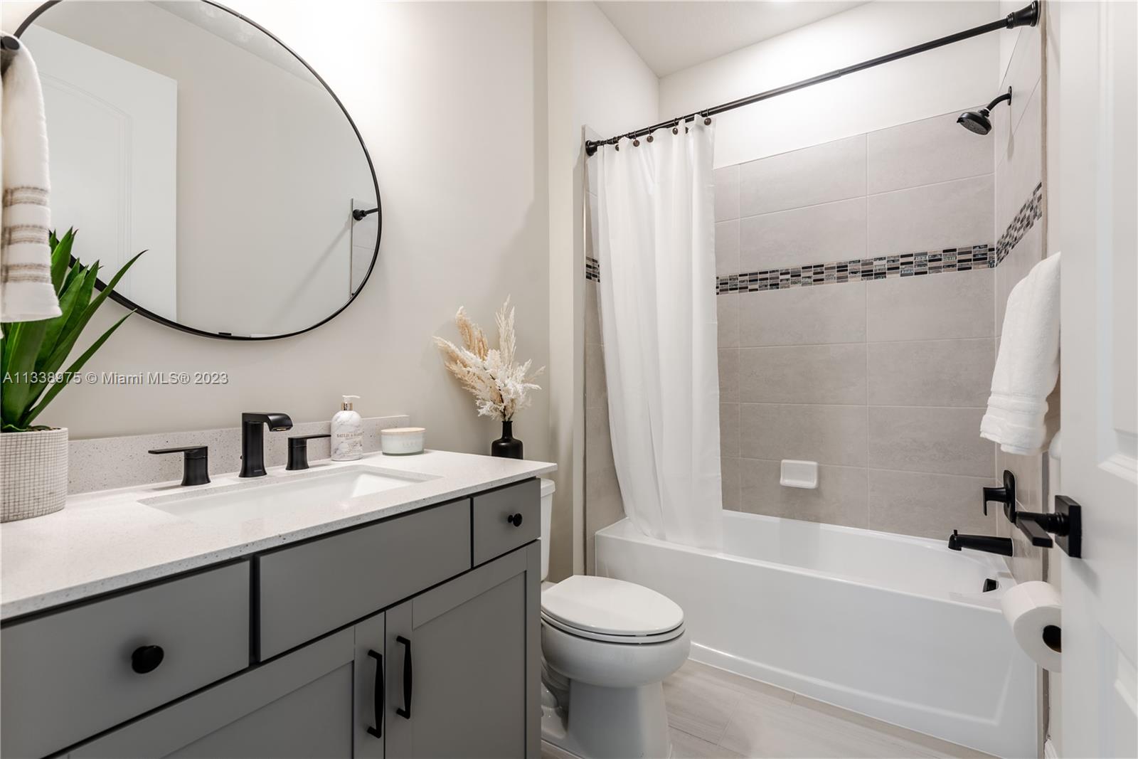 4549 W Pinehurst Trl