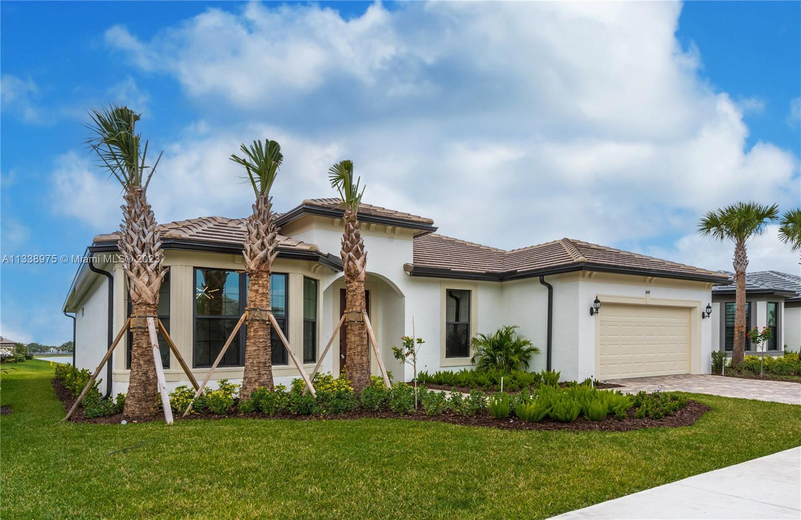 4549 W Pinehurst Trl