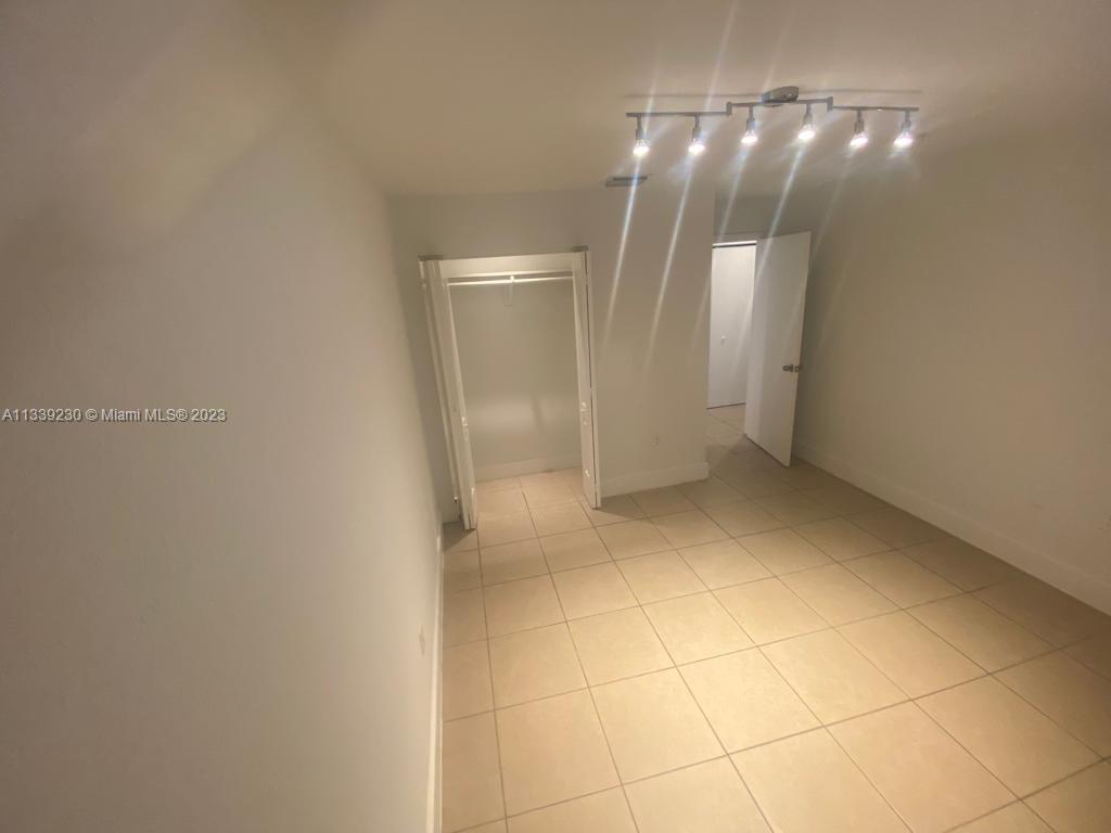 6734 NW 4th Ave Unit: 1