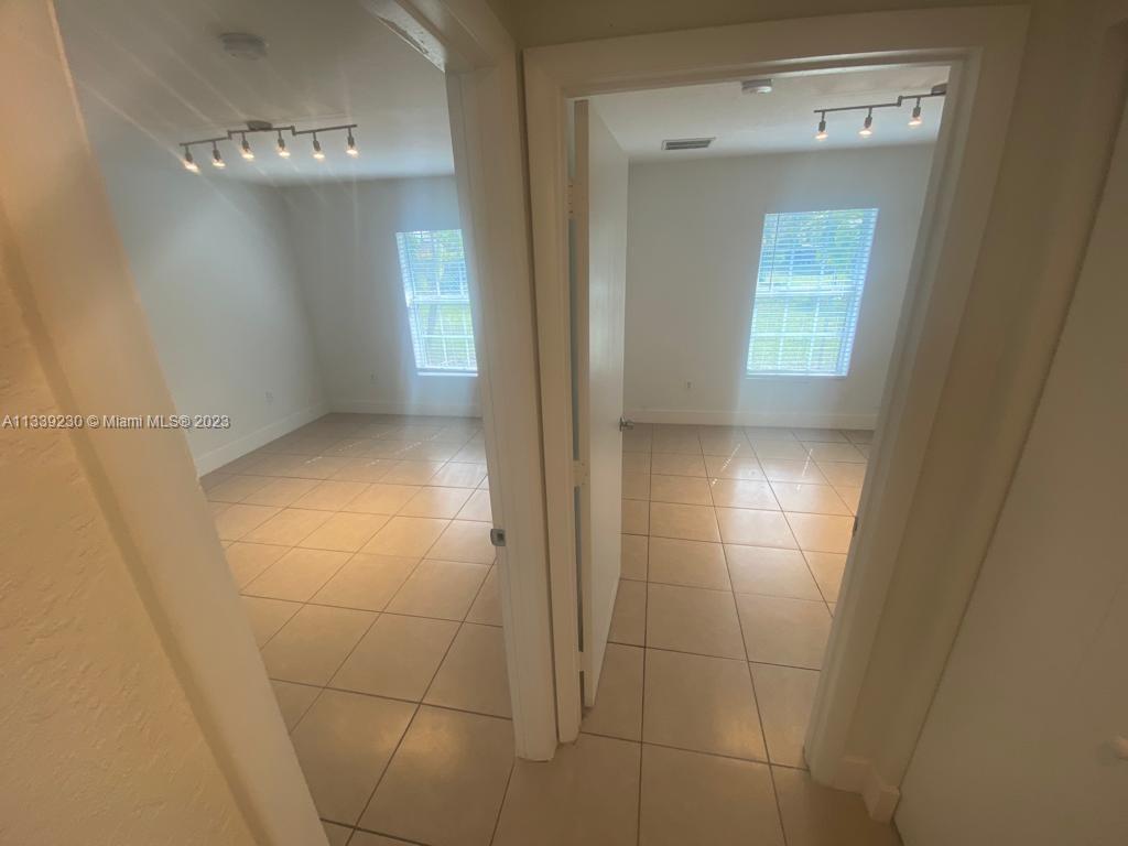 6734 NW 4th Ave Unit: 1