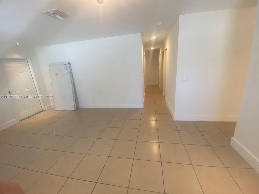 6734 NW 4th Ave Unit: 1
