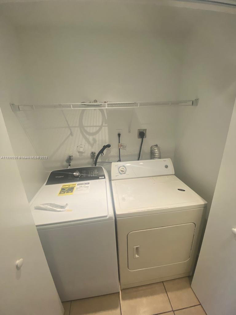 6734 NW 4th Ave Unit: 1