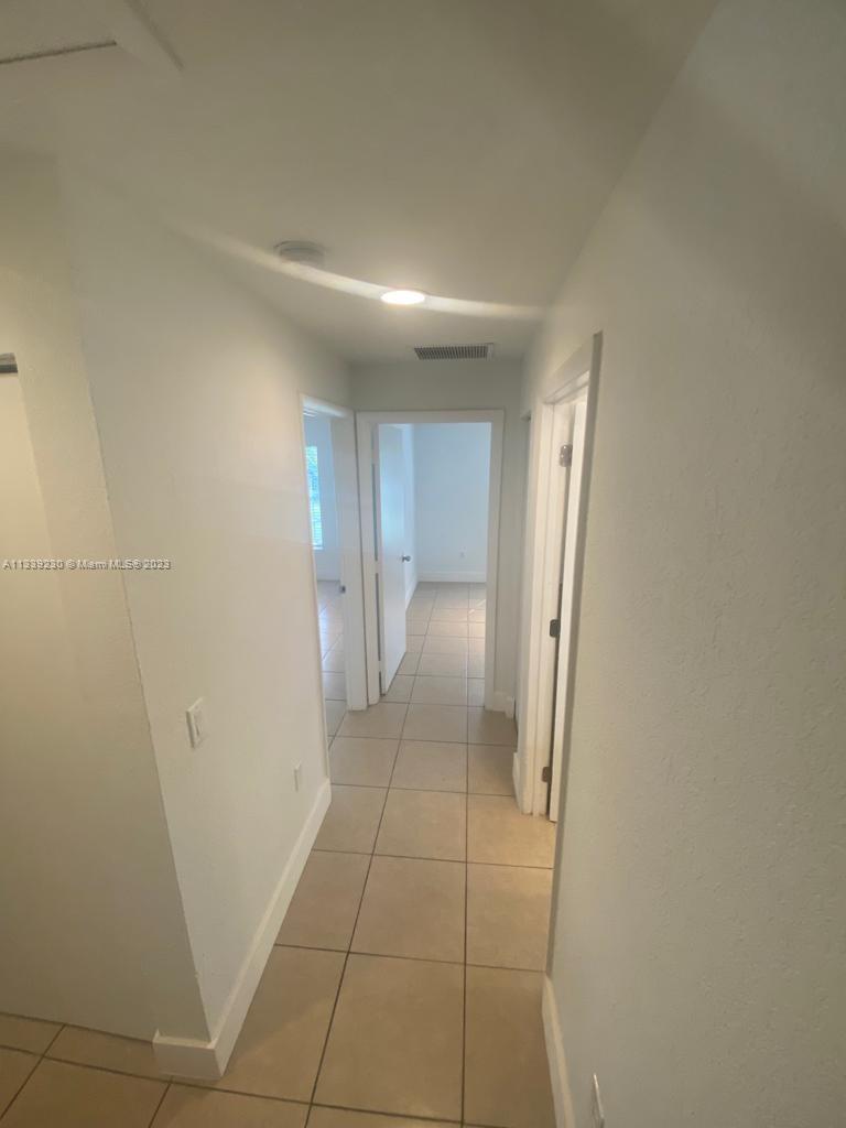 6734 NW 4th Ave Unit: 1