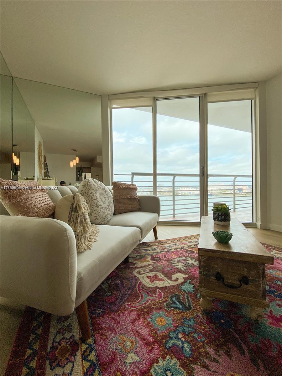 335 S Biscayne Blvd Unit: 1410