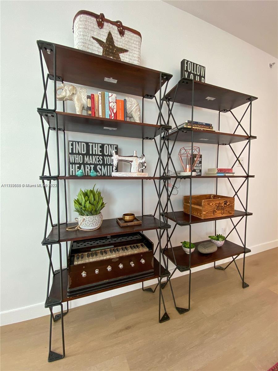 335 S Biscayne Blvd Unit: 1410