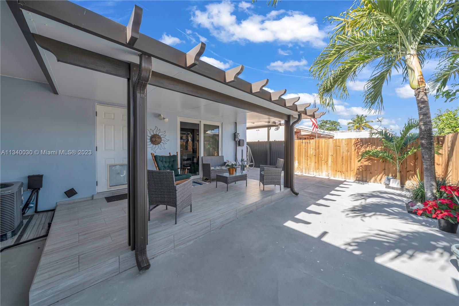 5417 SW 128th Ave Unit: .