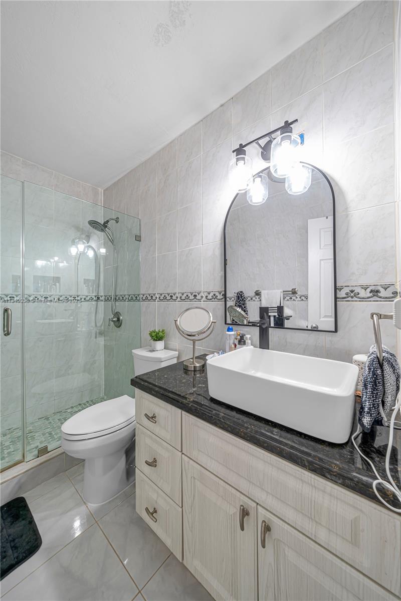 5410 SW 128th Ave Unit: .