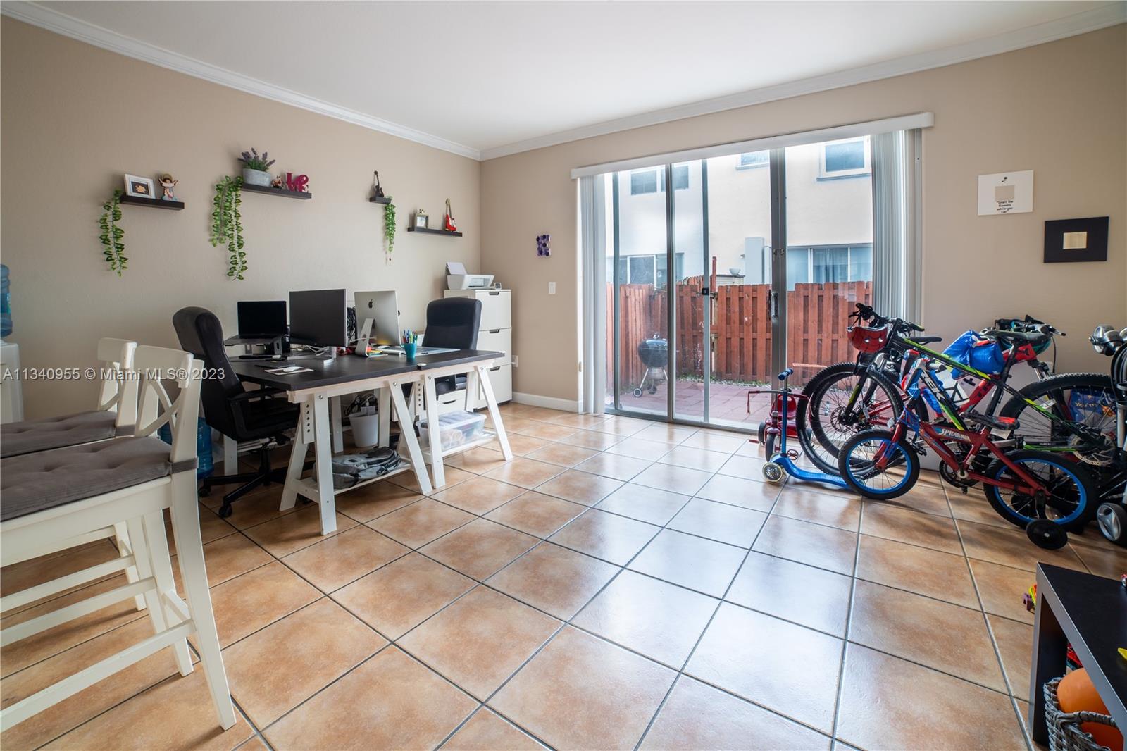 5580 NW 107th Ave Unit: 1204