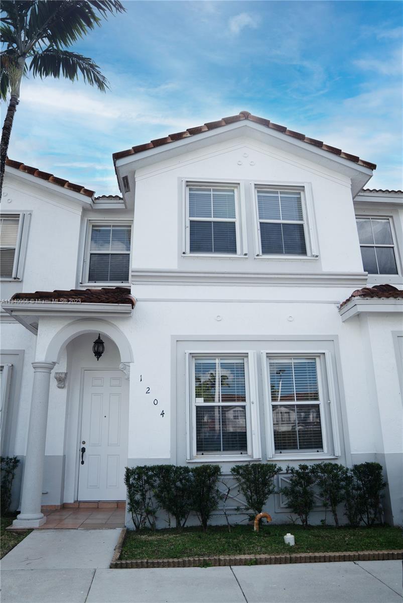 5580 NW 107th Ave Unit: 1204