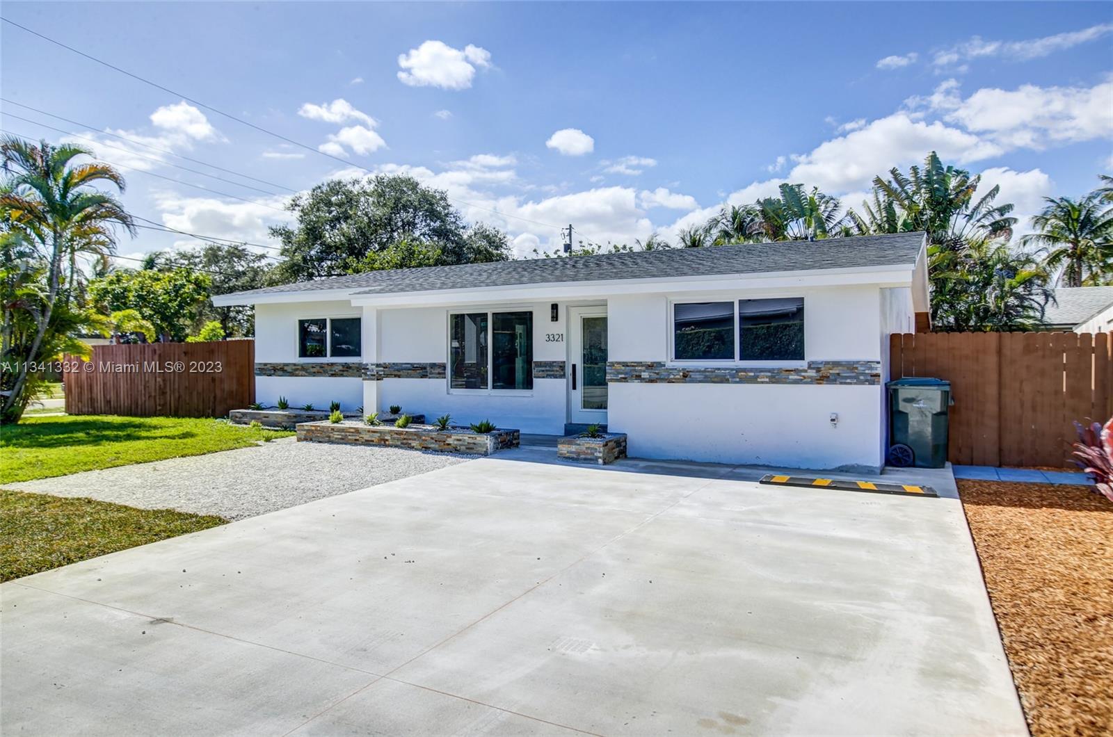 3321 NE 6th Ave