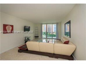 19370 COLLINS AV Unit: 811