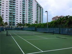 19370 COLLINS AV Unit: 811