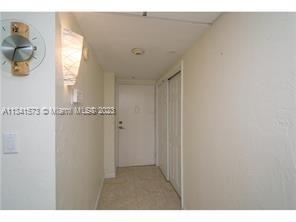 19370 COLLINS AV Unit: 811