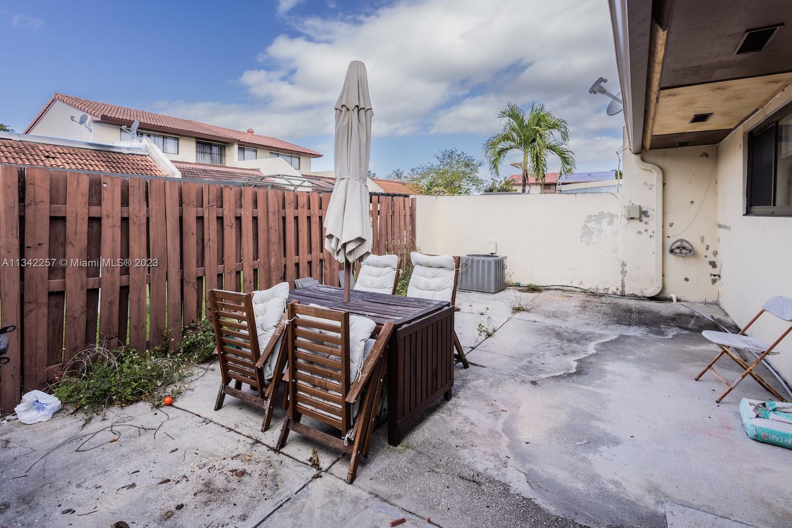 18852 NW 64th Ct