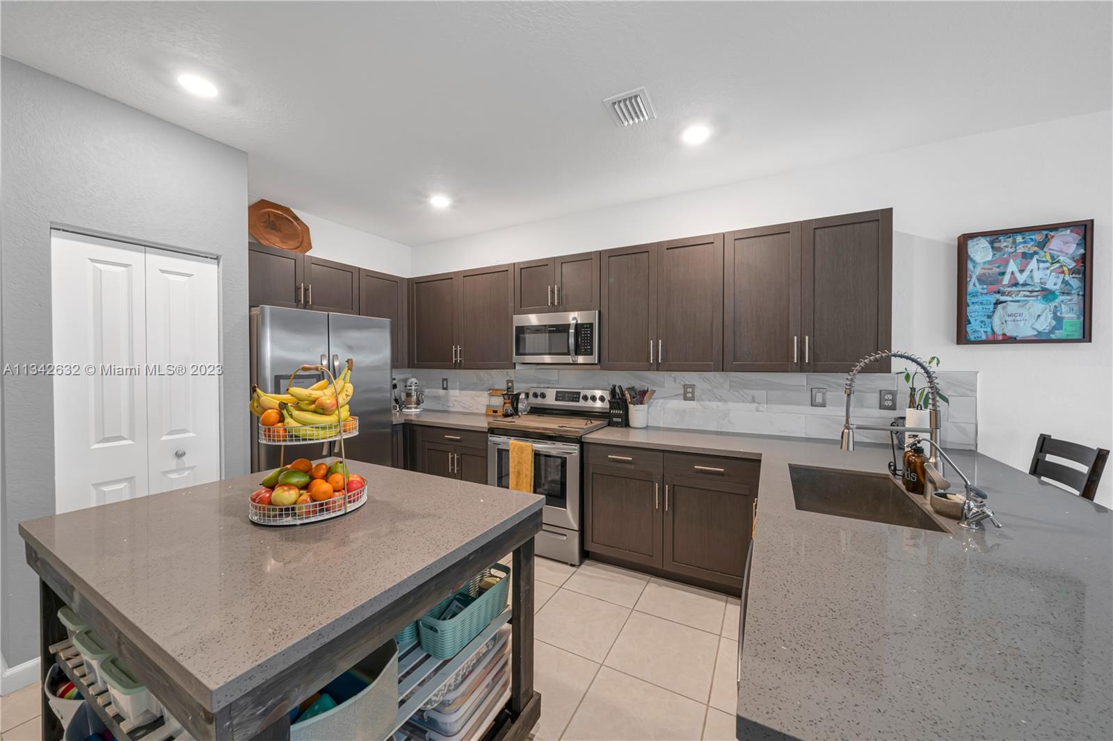 2622 SE 13th St Unit: 2622