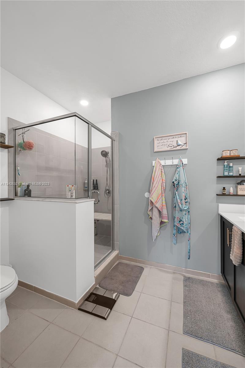 2622 SE 13th St Unit: 2622