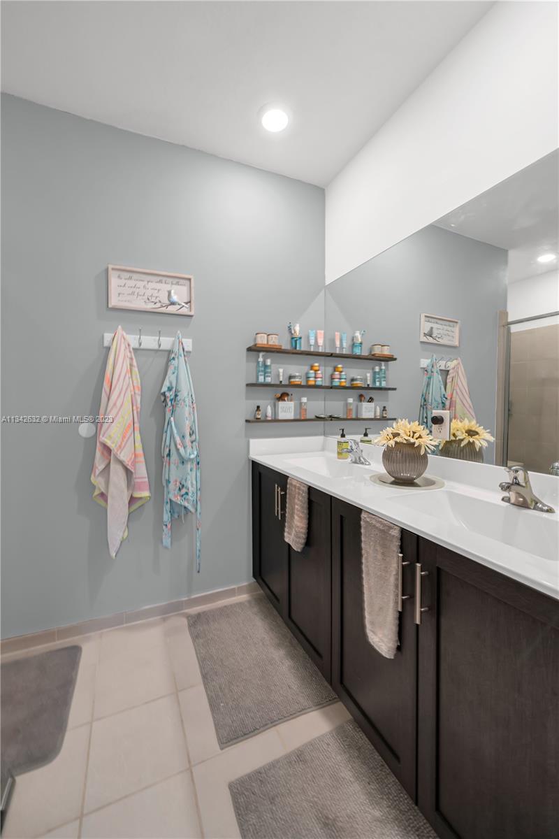 2622 SE 13th St Unit: 2622