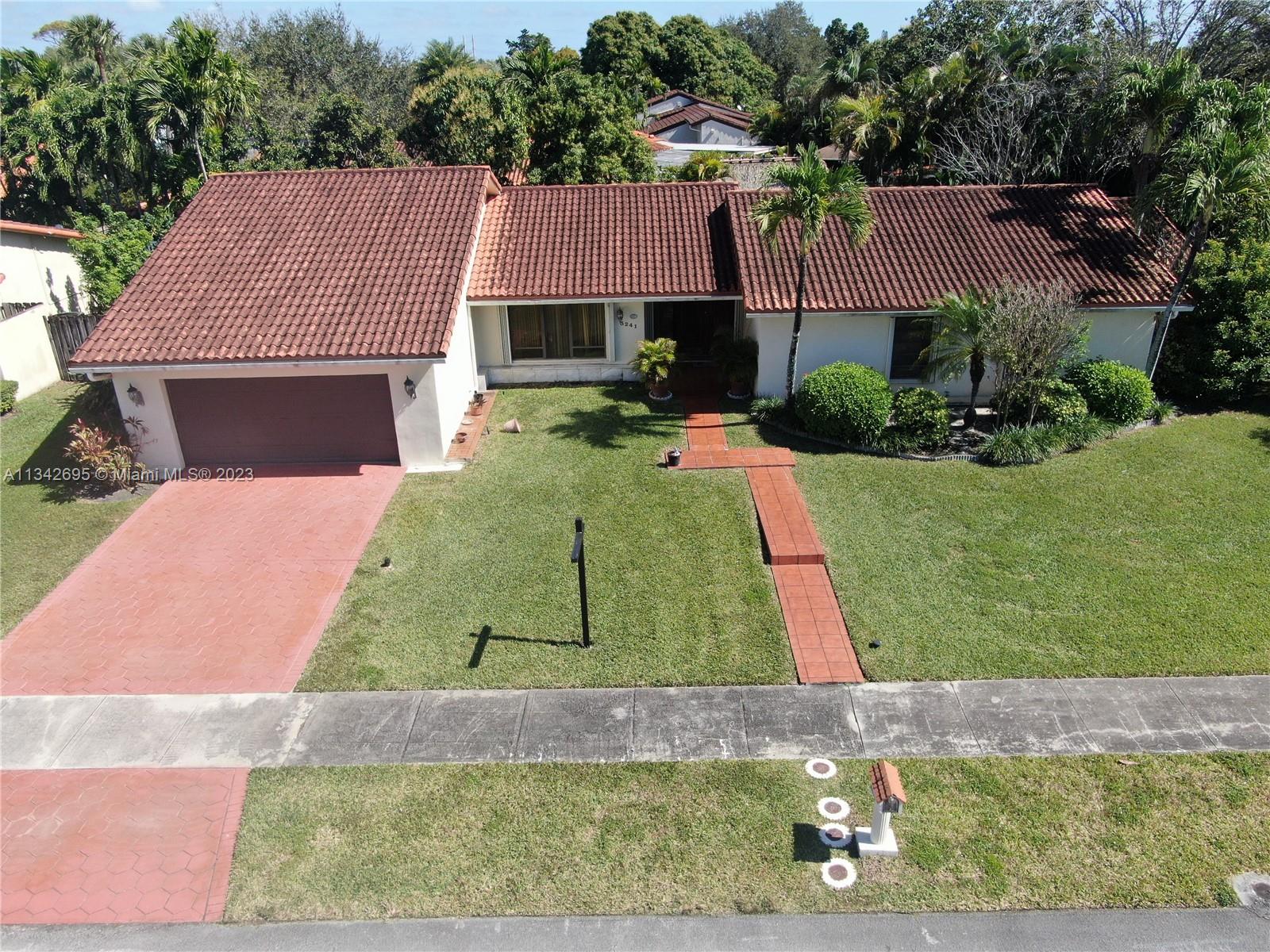 3241 SW 100th Ave