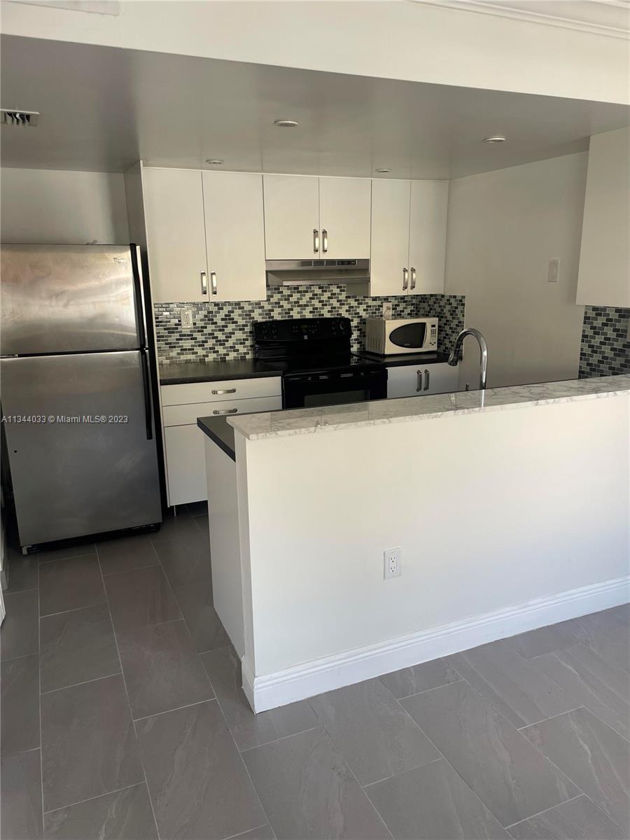 6850 SW 45th Ln Unit: 7