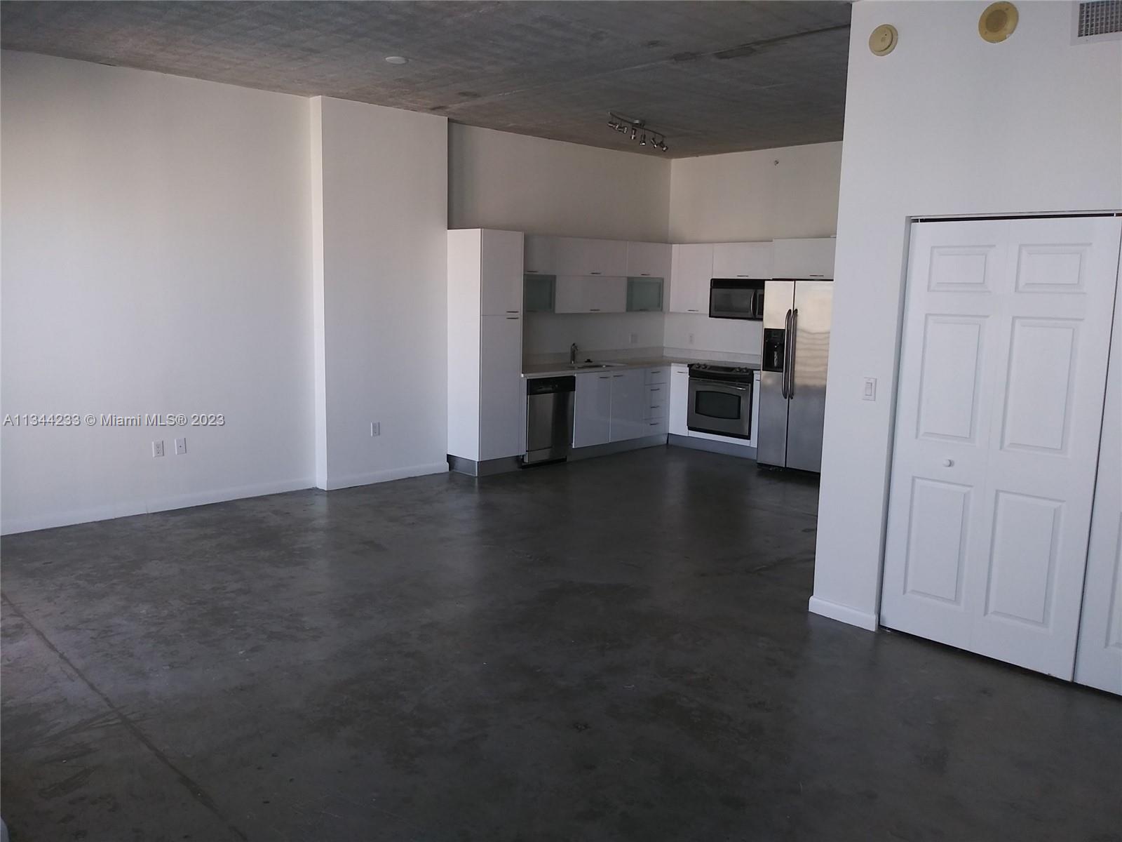 133 NE 2 AV Unit: 3107