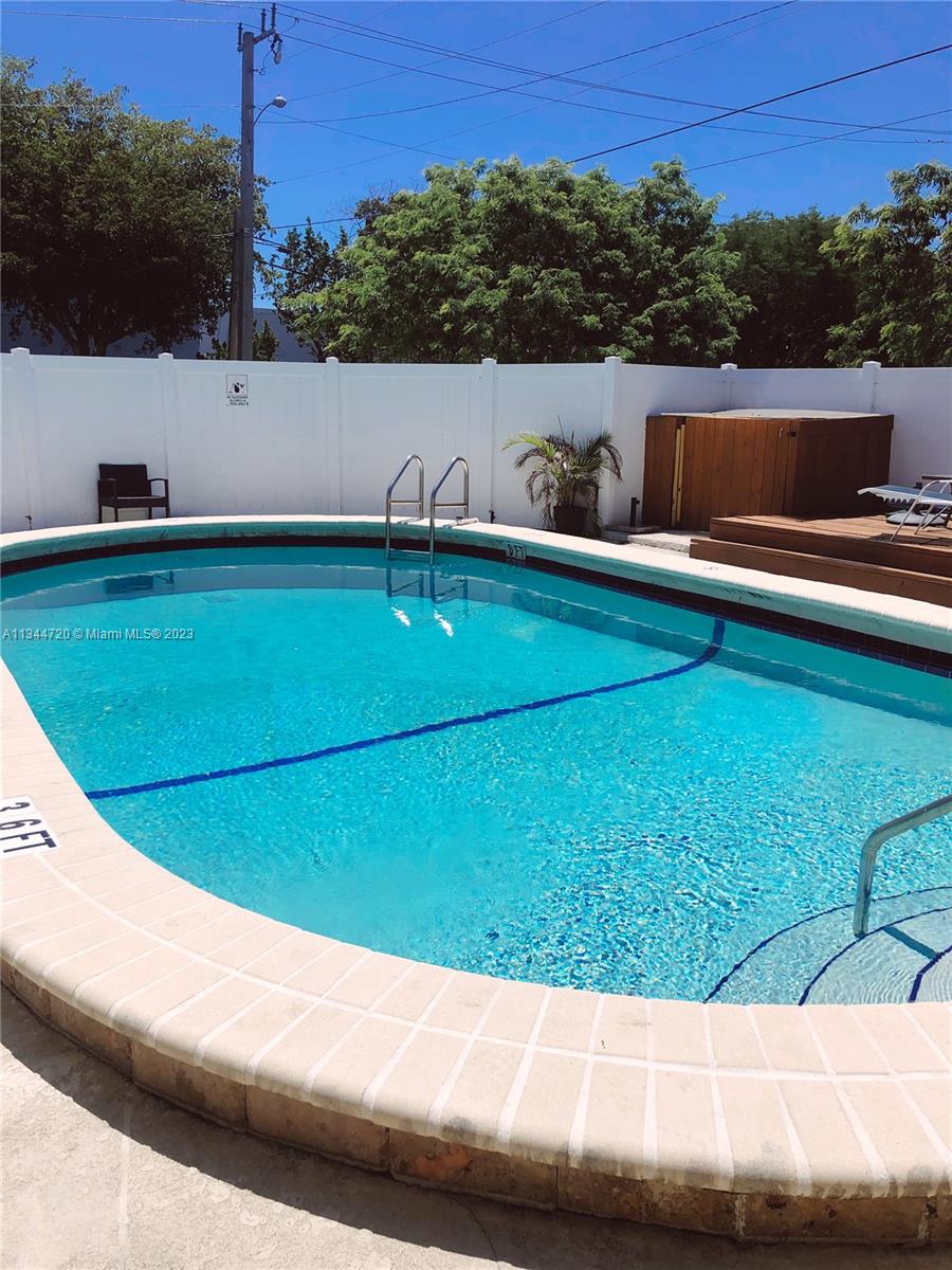 331 SE 19th Ave Unit: 2