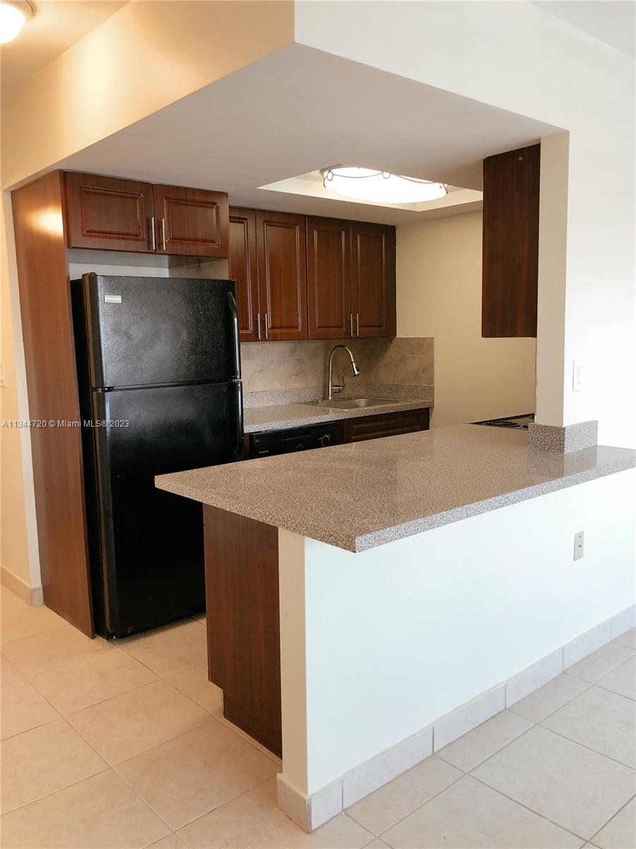 331 SE 19th Ave Unit: 2