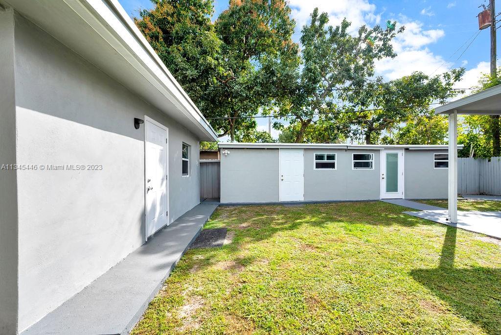 3840 NW 12th St