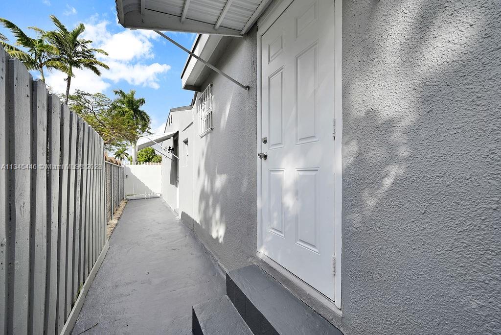 3840 NW 12th St