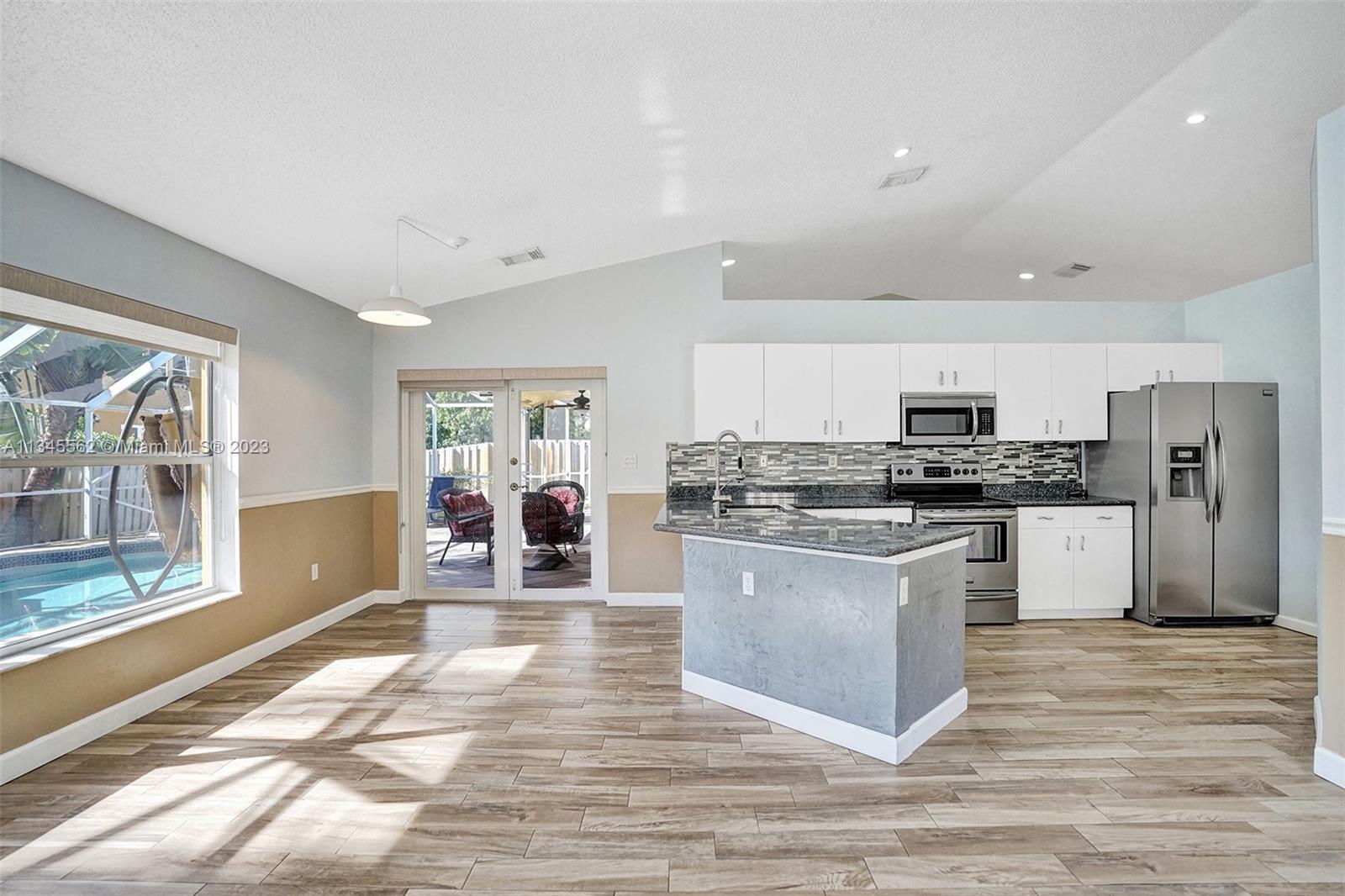 12760 SW 20th St
