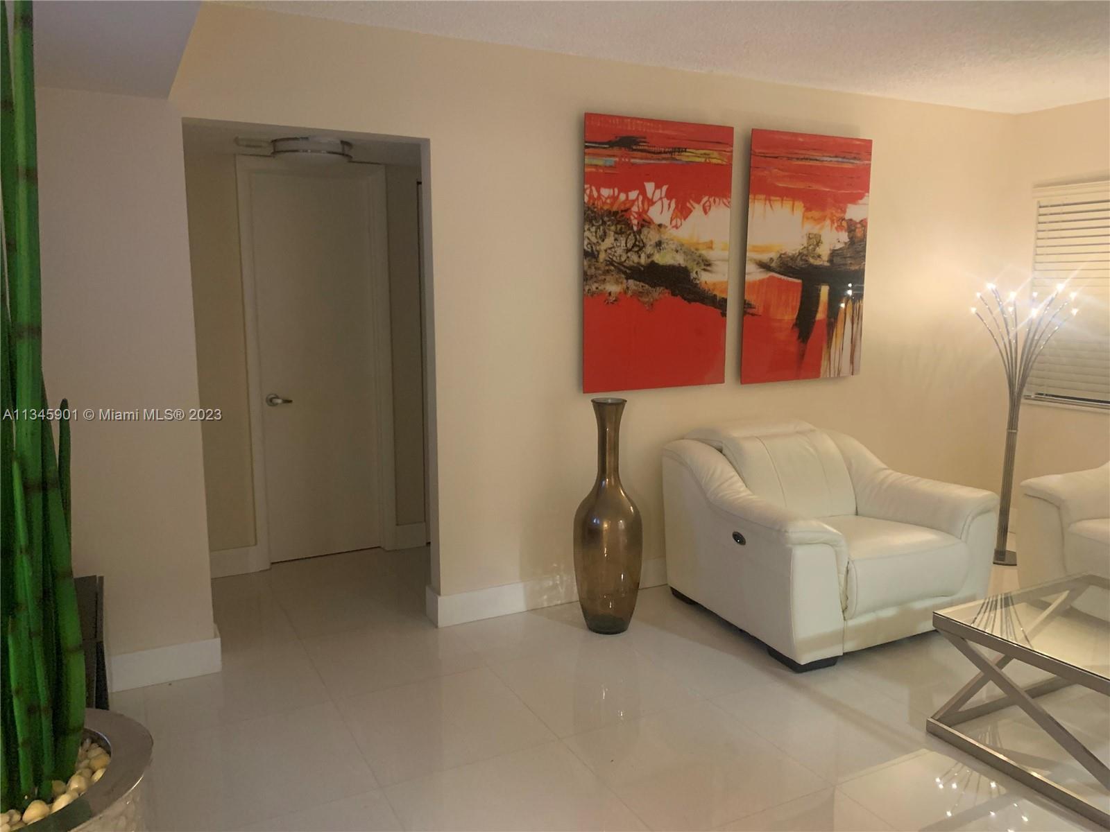 8760 SW 133rd Ave Rd Unit: 118