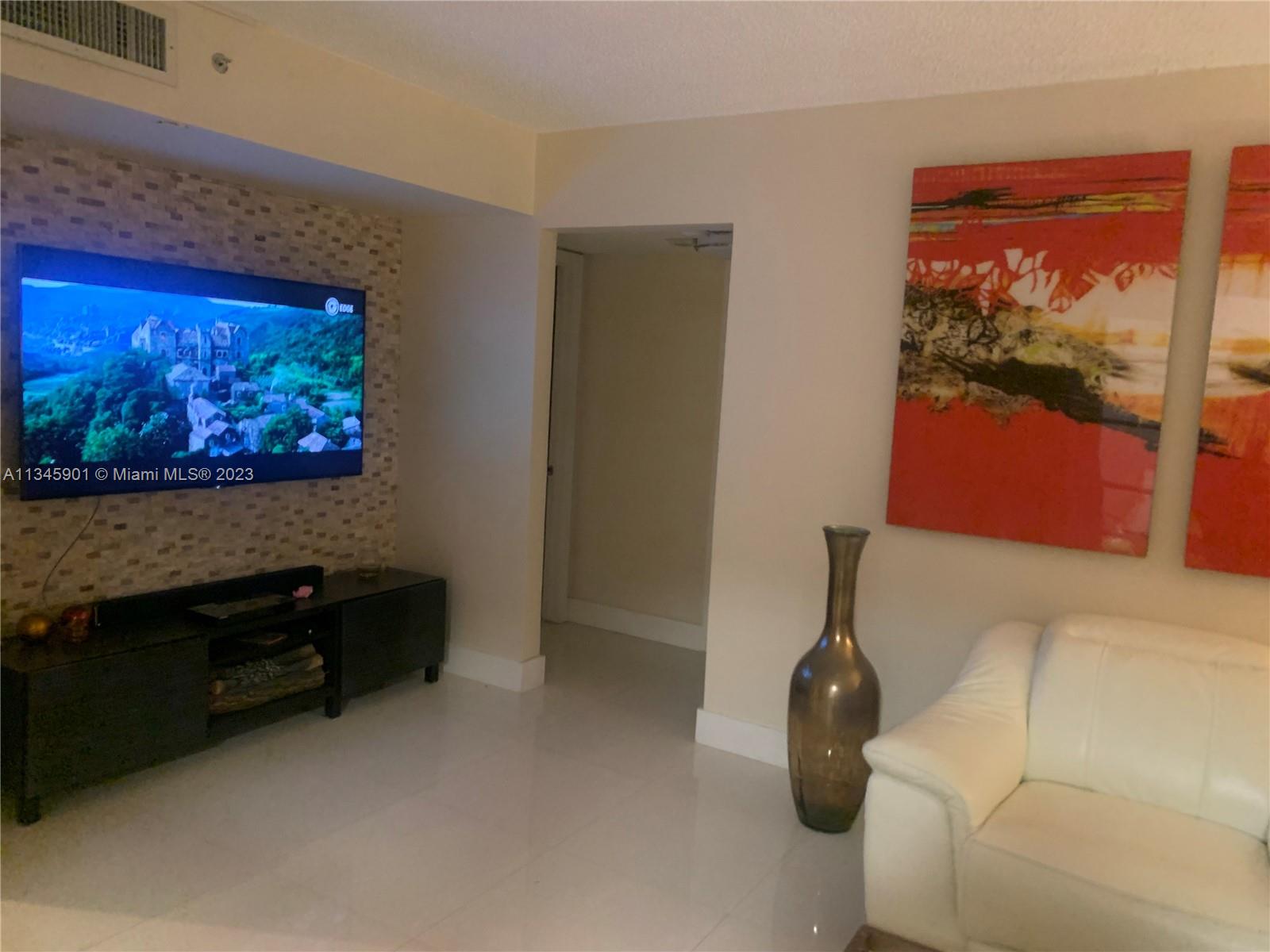 8760 SW 133rd Ave Rd Unit: 118