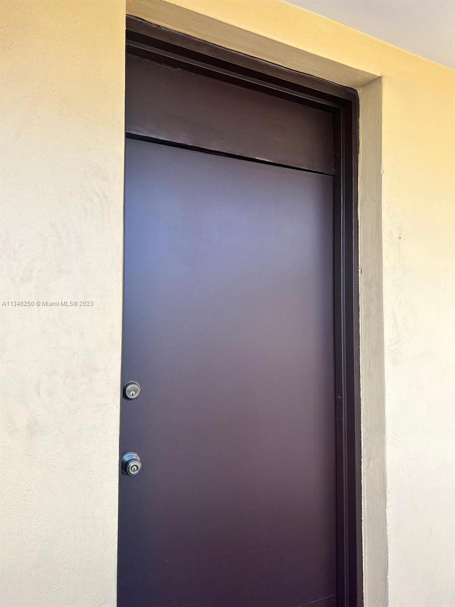15600 NW 7th Ave Unit: 809