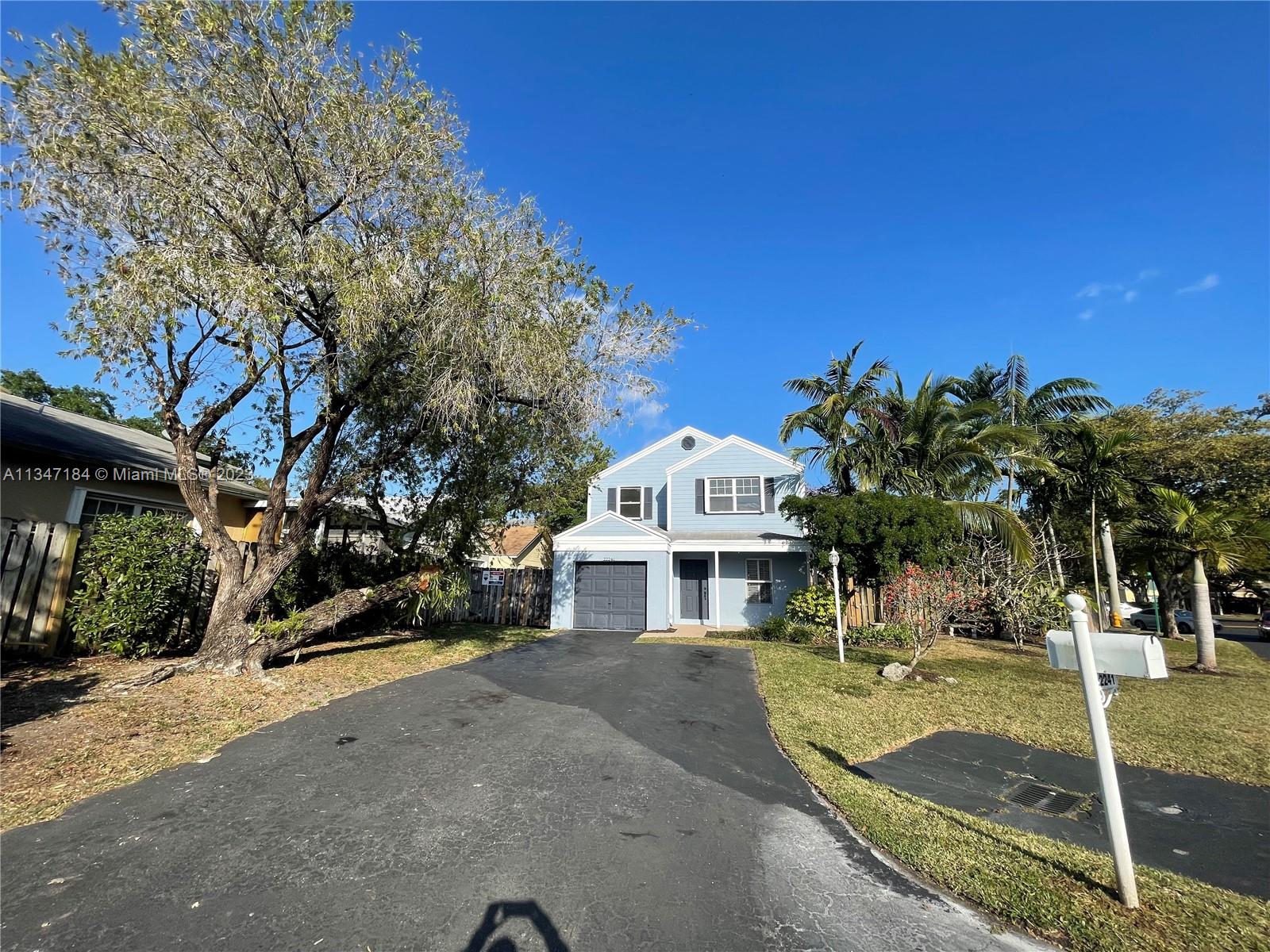 22241 SW 101st Ave Rd