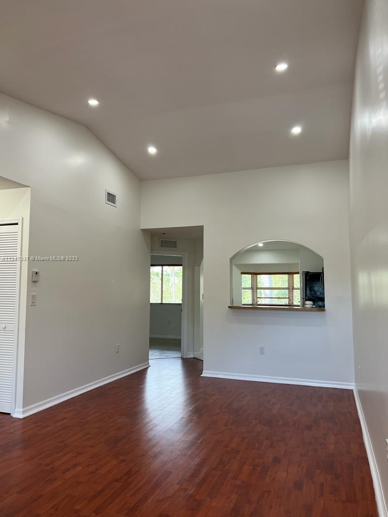 1301 SE 28th Ln Unit: 204-42